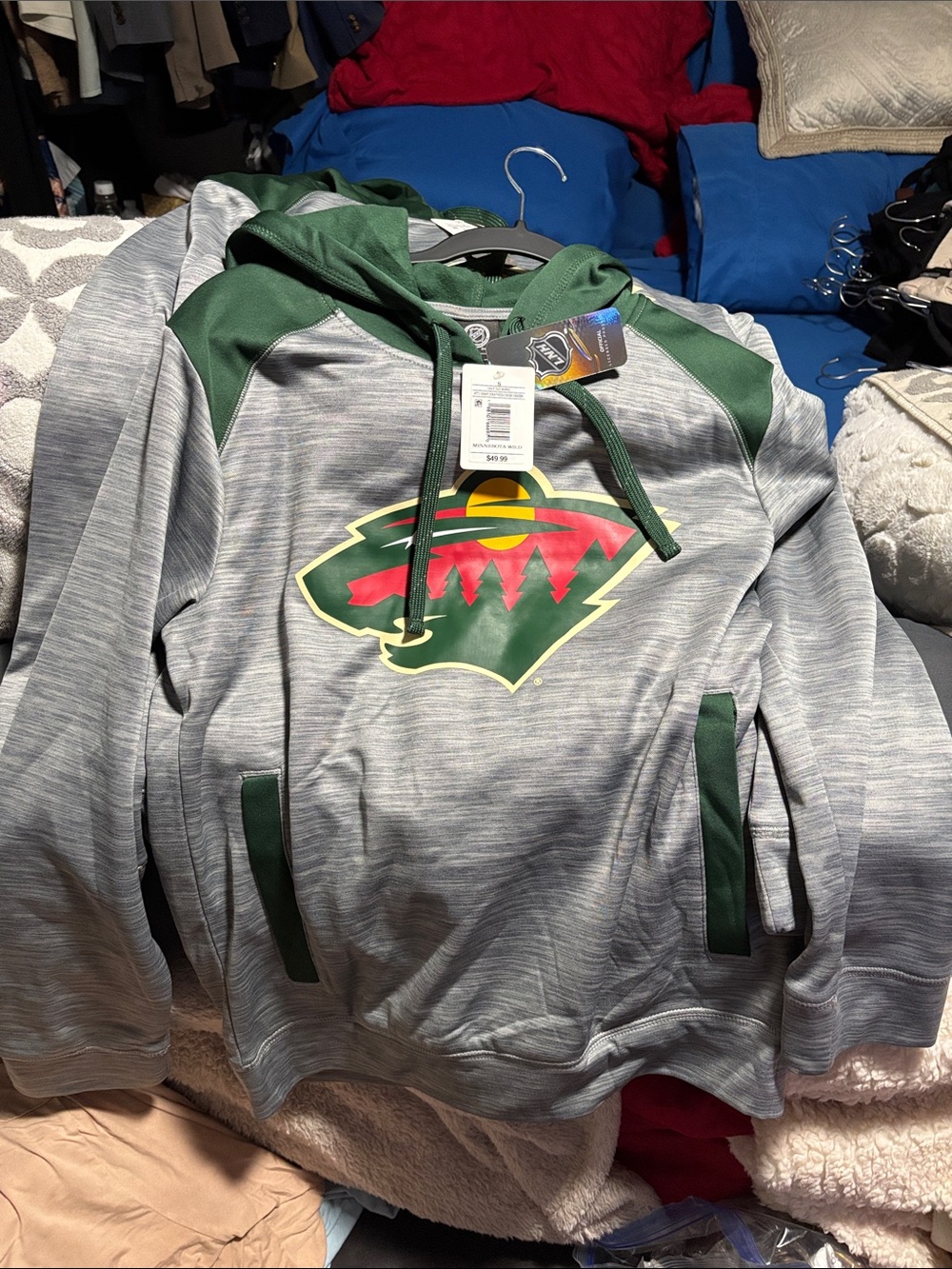 NHL Minnesota Wild Gray Pullover Hoodie with Green Accents